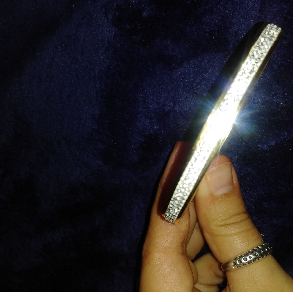 Stainless steel golden hard bracelet